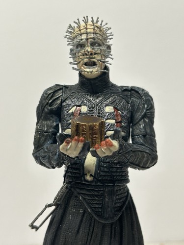 2003 NECA Reel Toys Hellraiser Series 1 Pinhead Action Figure