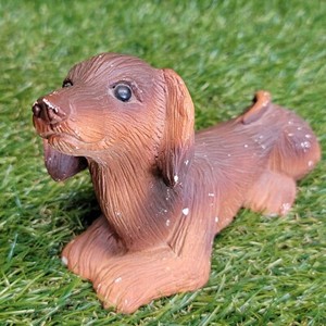 Stone Arts Corp Dachshund Dog Figurine Painted.  Made In USA # 103