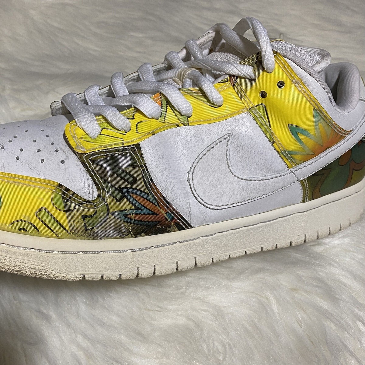 VTG NIKE Dunk Low Pro SB White/Yellow DE LA SOUL 2005 DJ Rectangle pre-owned 10 DJ Rectangle Pre-owned VTG 10 Nike Dunk SB Low Pro De La  main image 3