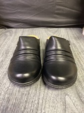 Clarks Collection Women s Black Slip On Shoes. Size 8