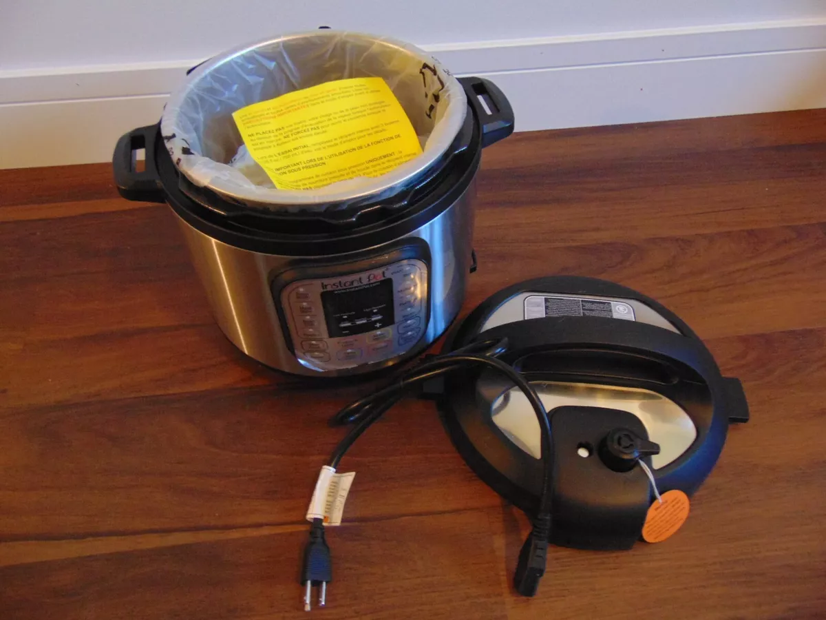 INSTANT POT IP-DUO 60 V3 6QT MULTI-USE POT NWOB