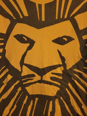 Vintage Disney Lion King Broadway Musical Medium Mens Yellow Graphic Logo Tshirt
