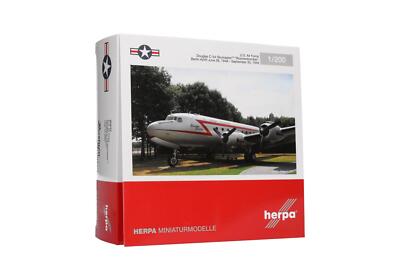 Herpa 573177 U.S. Air Force Douglas C-54 Skymaster 44-9063 1:200