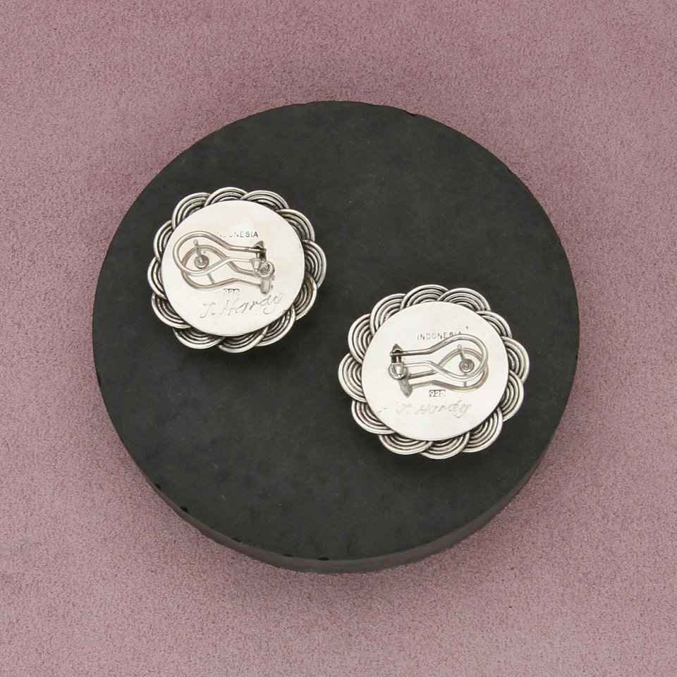 john hardy sterling silver vintage hand signed swirl omega-back earrings - Image 3 of 3