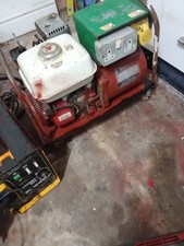 STEPHILL / HONDA - 2,7 Kva  GENERATOR  - SLIGHTLY USED 