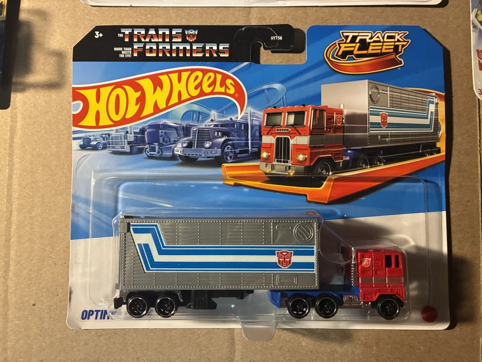 2025 Hot Wheels Transformers Optimus Prime - Ultra Magnus - Bumblebee - Corvette - Image 2 of 4