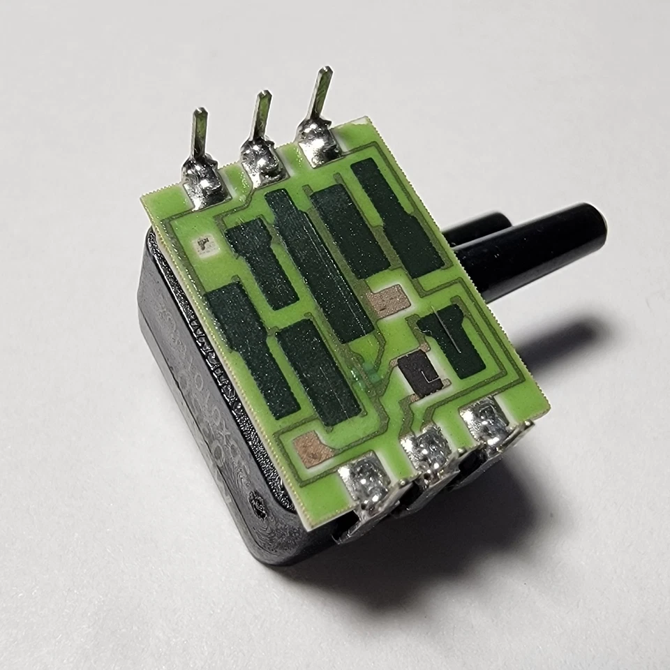 Board Mount Pressure Sensor SDX010IND .36PSID 0.09" .025V Differential 6-Pin NEW - Image 4 of 4