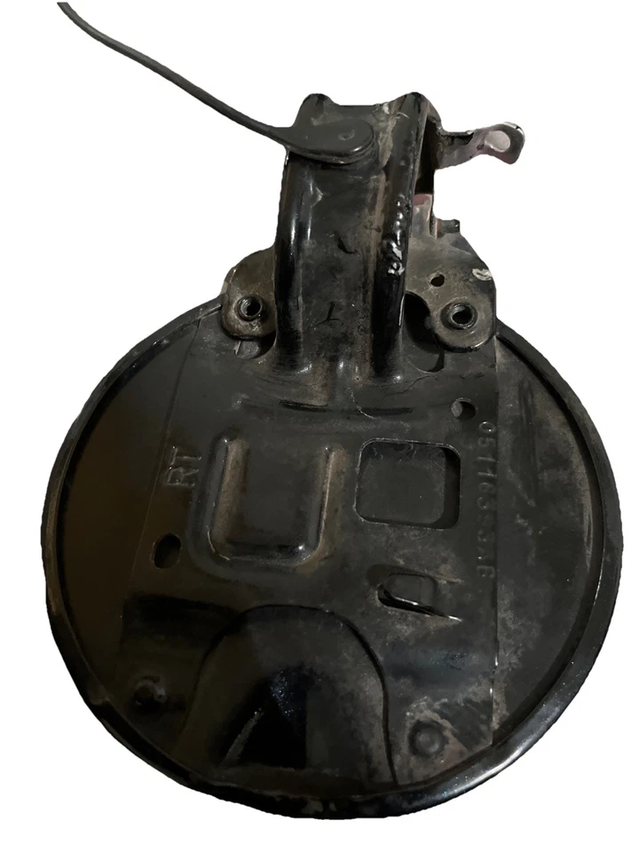 Porta e tampa de enchimento de combustível 2008-2016 Dodge Caravan Chrysler Town & Country - Imagem 2 de 4