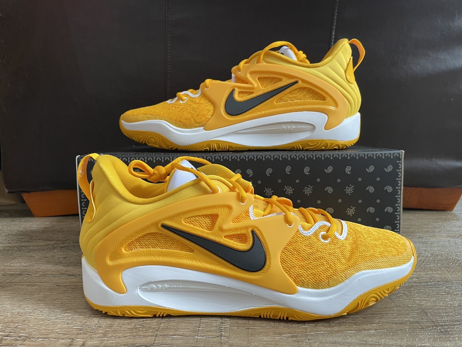 Nike KD15 TB Promo University Gold Black Men’s Sz 15 DX6648-701