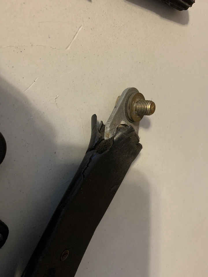 Mercedes Benz 450sl 380sl 107 R107 Driver Left Retractable Seatbelt 85 - Изображение 4 из 4