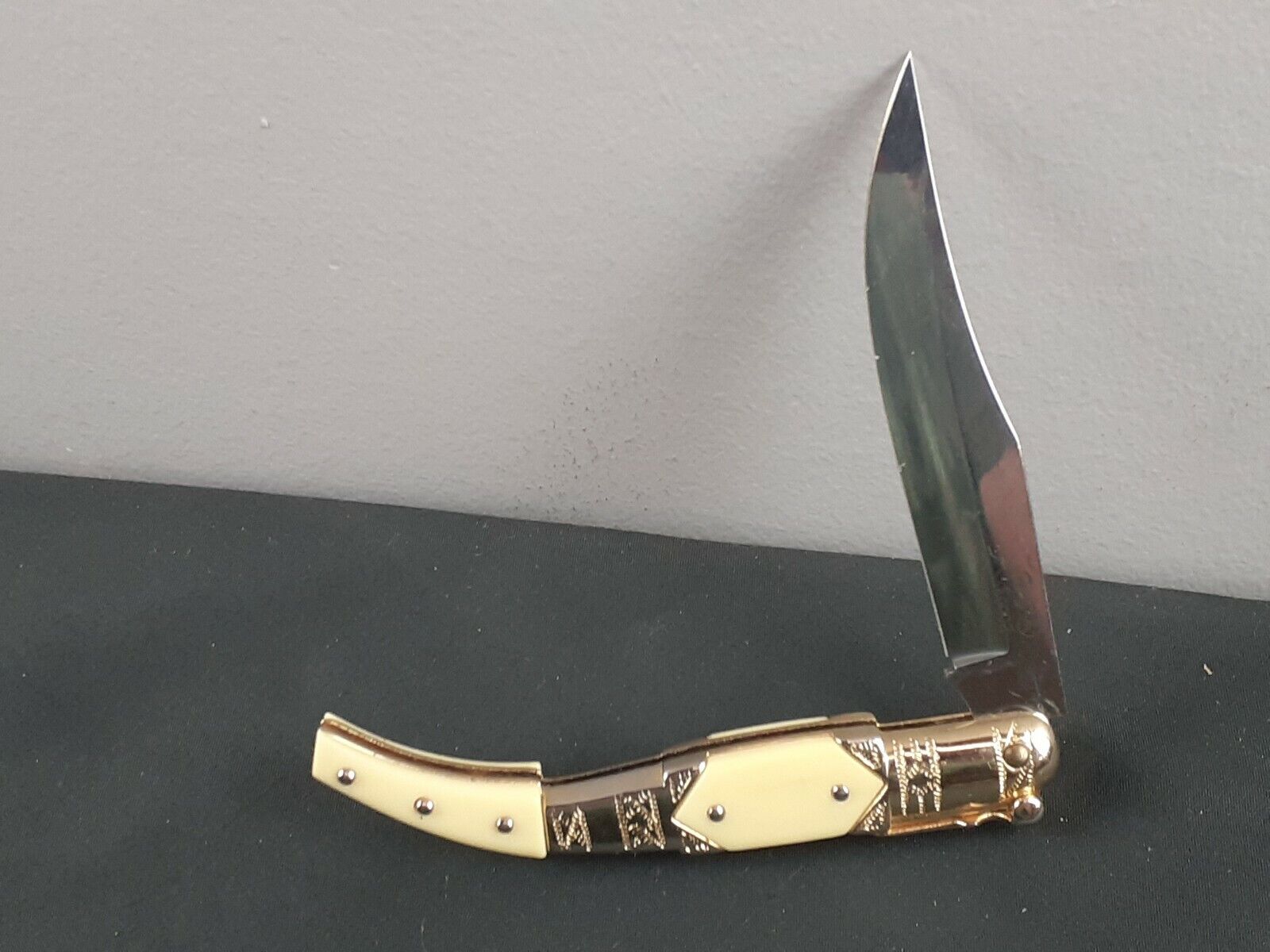 MUELA FURY MODEL 19002 GENTLEMANS TOOTHPICK KNIFE MADE IN SPAIN FOLDING POCKET 