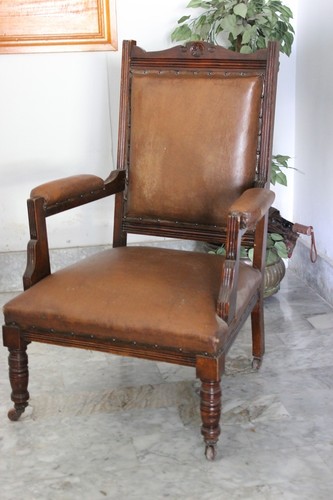 ANTICA POLTRONA INGLESE - SEDIA DA SALOTTO CON BRACCIOLI - POLTRONCINA '800  | eBay