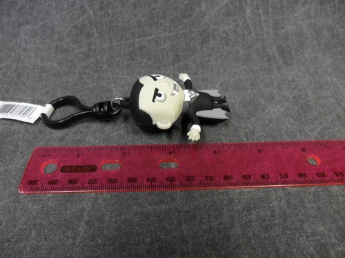 Universal Monsters NEW * Dracula (B/W) Clip * Blind Bag Key Series 2 Monogram - Picture 4 of 7