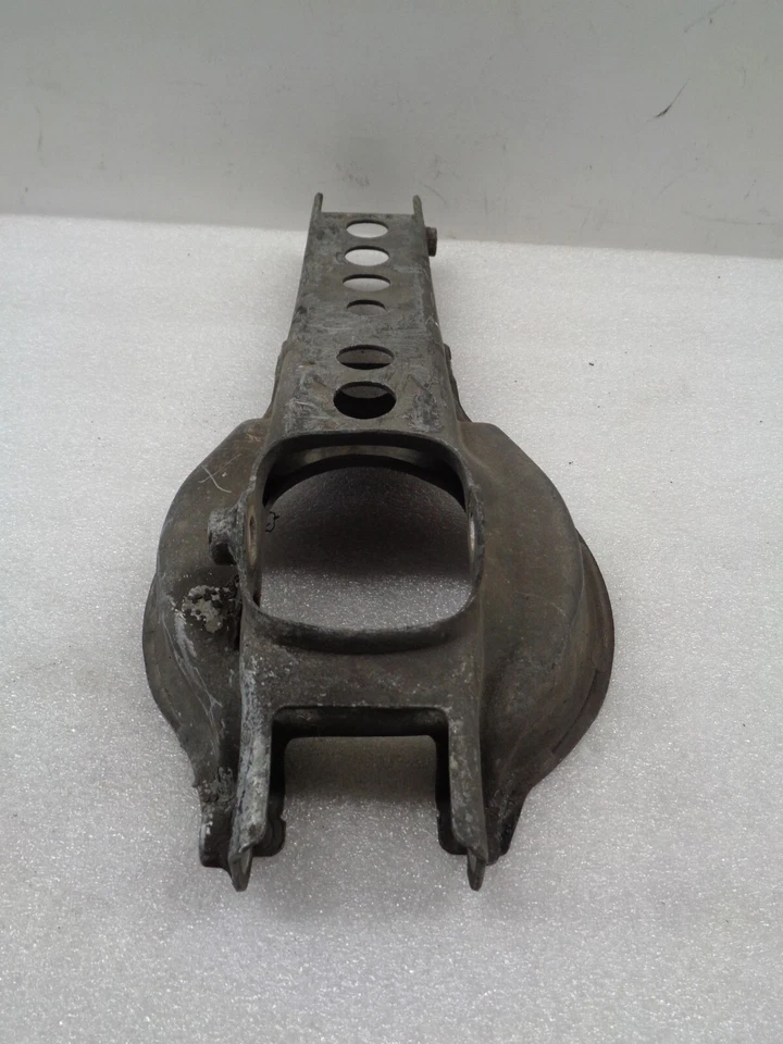 2001-2009 Volvo S60 braço de controle traseiro esquerdo do motorista localização inferior fabricante de equipamento original DK909260 - Imagem 4 de 4