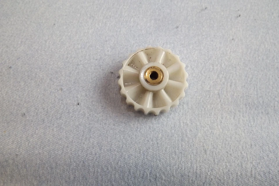 PARTS OF THE ACCORDION AKKORDEON , PART - Image 2 of 4