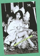 Found 4X6 PHOTO of Young & Beautiful 1920's FLAPPER Girl