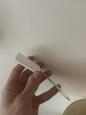 Apple Thunderbolt 3 USB-C to Thunderbolt 2 Adapter-A1790