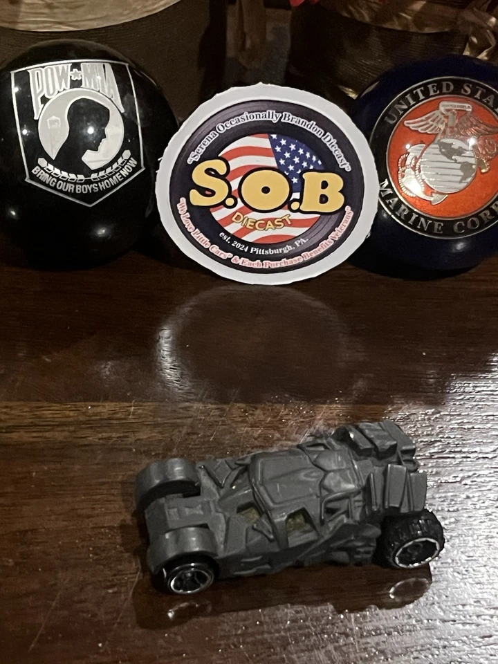 Hot Wheels Dark Knight Batman Batmobile Tumbler Black Diecast 1:64 UsedNMcond - Image 2 of 4