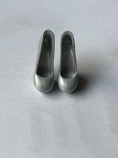 Monster High Scarah Screams I Love Heart Fashion Mattel G1 Silver Heels Shoes