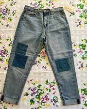 Women's Size 6R Patched High-Rise Boyfriend Jeans Universal Thread NWT Runs Big