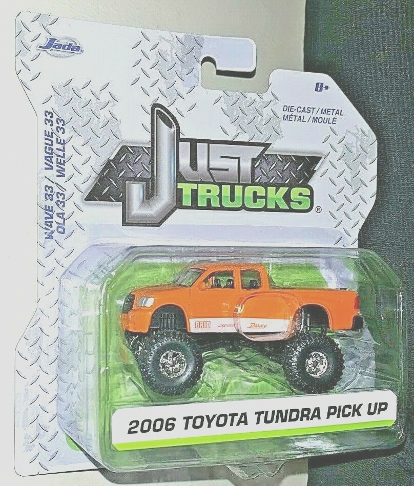DIE.CAST.MINIATURE9個 Toyota Supra w/Brian Figure , Buildable Model Kit, Fast