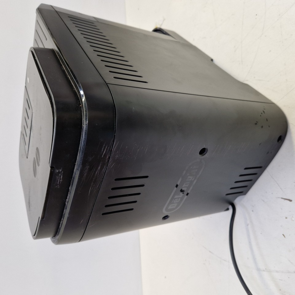 Delonghi Magnifica Automatic Bean Coffee Machine (Dirty/Damage/Missing