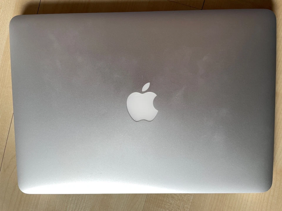 Apple MacBook Pro 13" 2015 · i5 · 8GB · 500GB, Foto 1 von 5