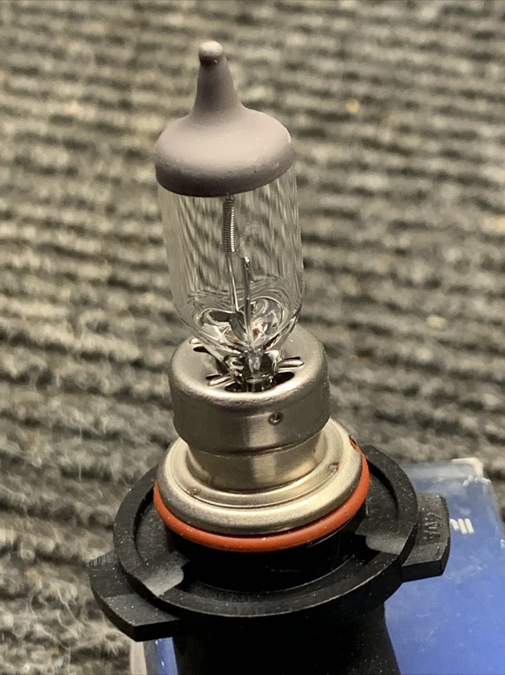 Bombilla antiniebla delantera NOS Eiko 9140-LS para Ford Lobo 2015 Foto 4 de 4