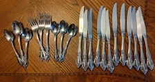 Distinction Deluxe Stainless by Oneida Raphael 21 pcs Flatware Set
