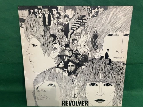 BEATLES VINYL LP ALBUM REVOLVER PARLOPHONE PCS7009  YEX606