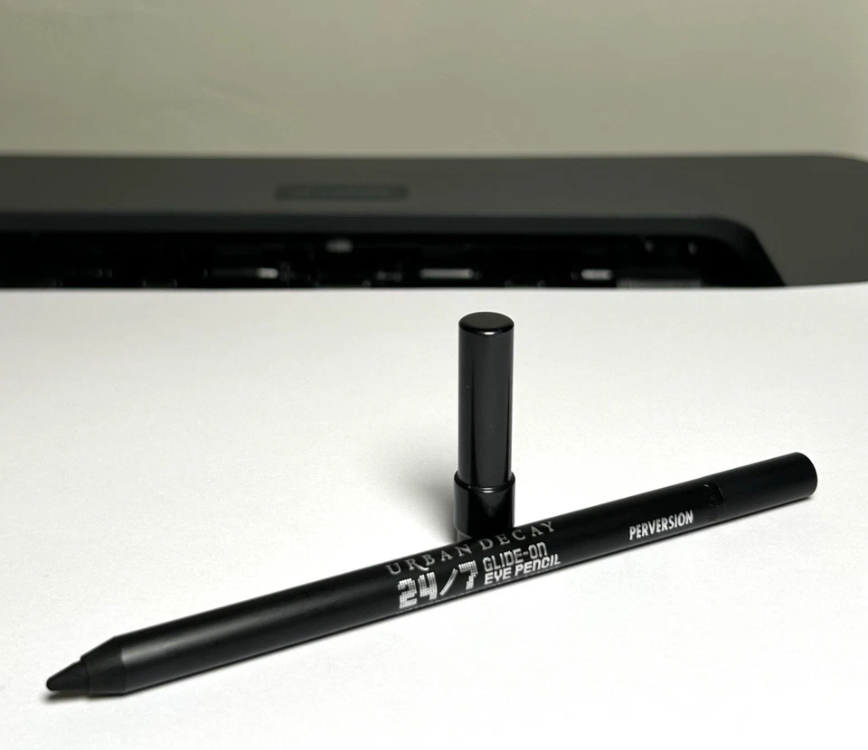 Lápiz de ojos Urban Decay 24/7 PERVERSIÓN 1,2 g NUEVO SIN CAJA TAMAÑO COMPLETO ~Se envía HOY Foto 2 de 3