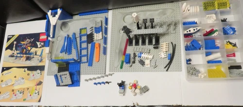 Lego Classic Space Inter-Galactic Command Base 6971 w/ instructions