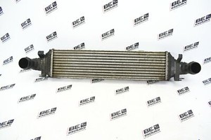 Mercedes E220 CDI W212 S212 Ladeluftkühler Kühler Ladeluft LLK A2045000200