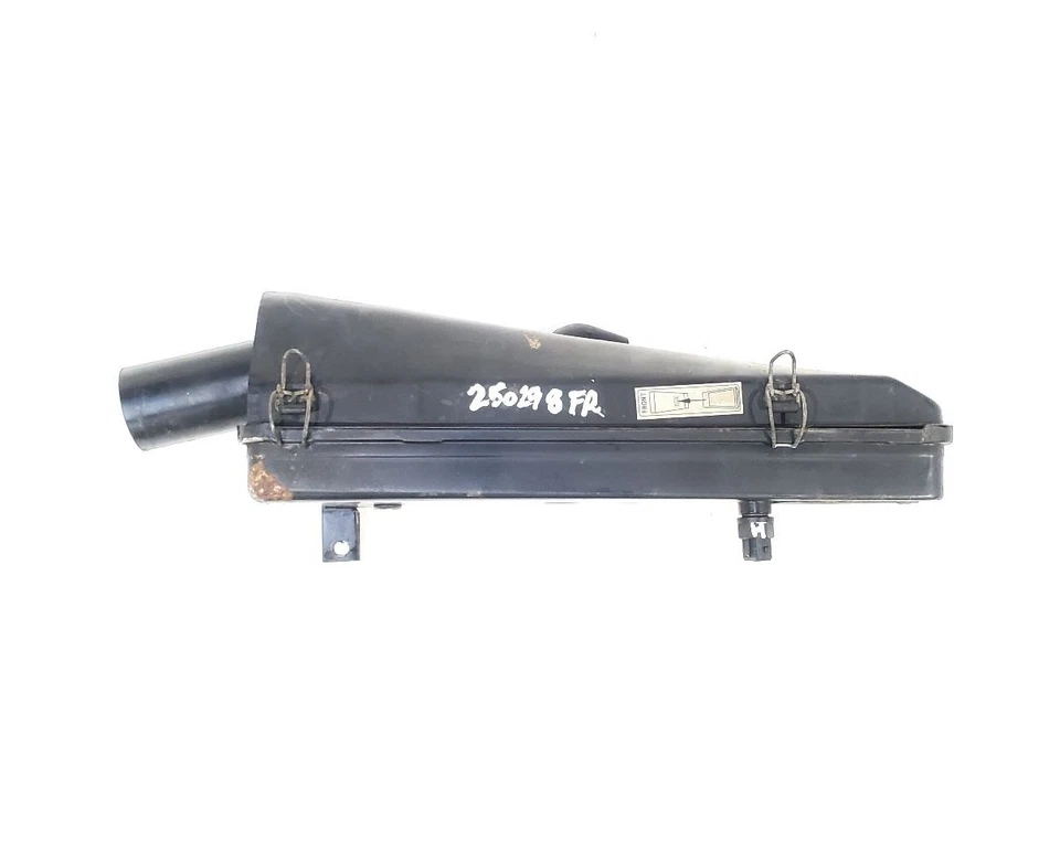 Conjunto de filtro de aire derecho usado se adapta a: Jaguar Xjs 1994 12 cilindros 6,0 L exc. Jagu Foto 2 de 4