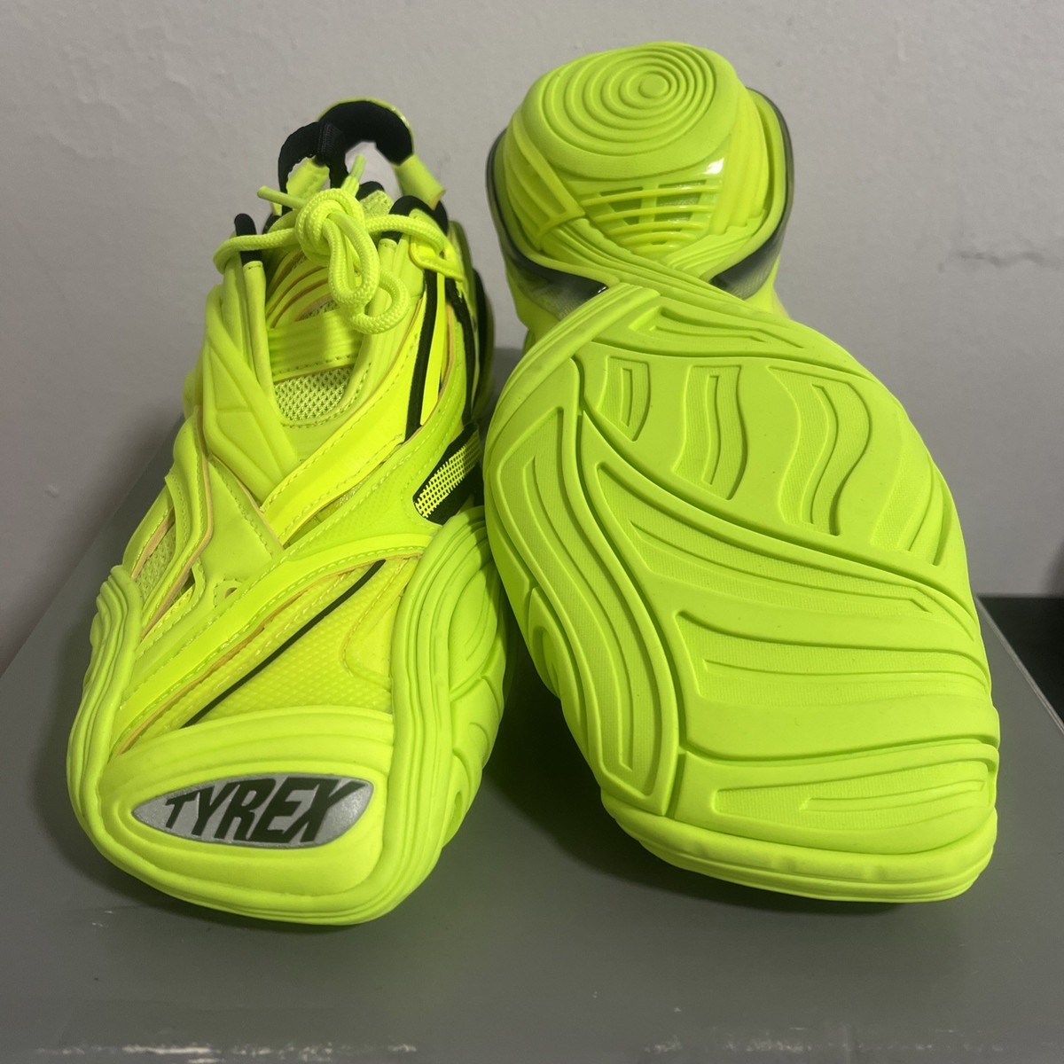 NEW Balenciaga Tyrex Sneaker Fluo Yellow Lime 617517-W2UA1 Sz 37