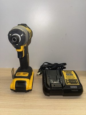 DEWALT DCF809 20V Max Lithium-Ion 1/4'' Brushless Impact Driver 1 Battery