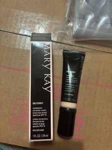 Mary Kay CC Cream Complexion Correction Sunscreen Broad Spectrum 15 Very Light
