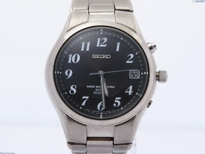 SEIKO Radio Wave Control Solar Titanium Men's Watch 2.5oz Black