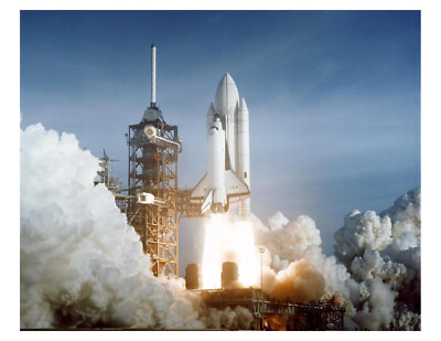 NASA'S 1981 Space Shuttle Columbia STS-1 Mission Launch 8x10 Photo On 8.5'' x 11''