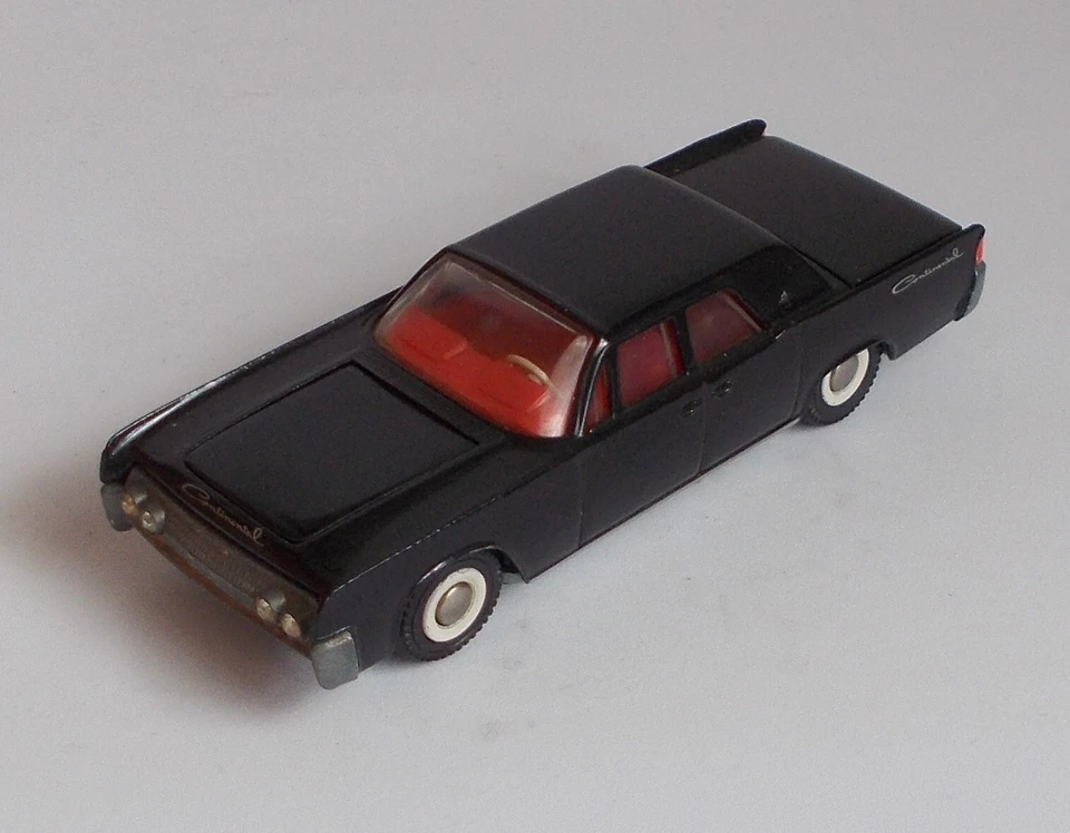 Tekno- 829 - Lincoln Continental Saloon - Immagine 2 di 4