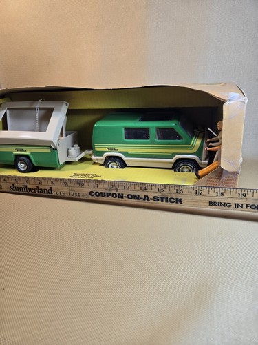 VINTAGE 1978 Tonka Play People #2002 Set Van & Camper Set with Box - Picture 8 of 12