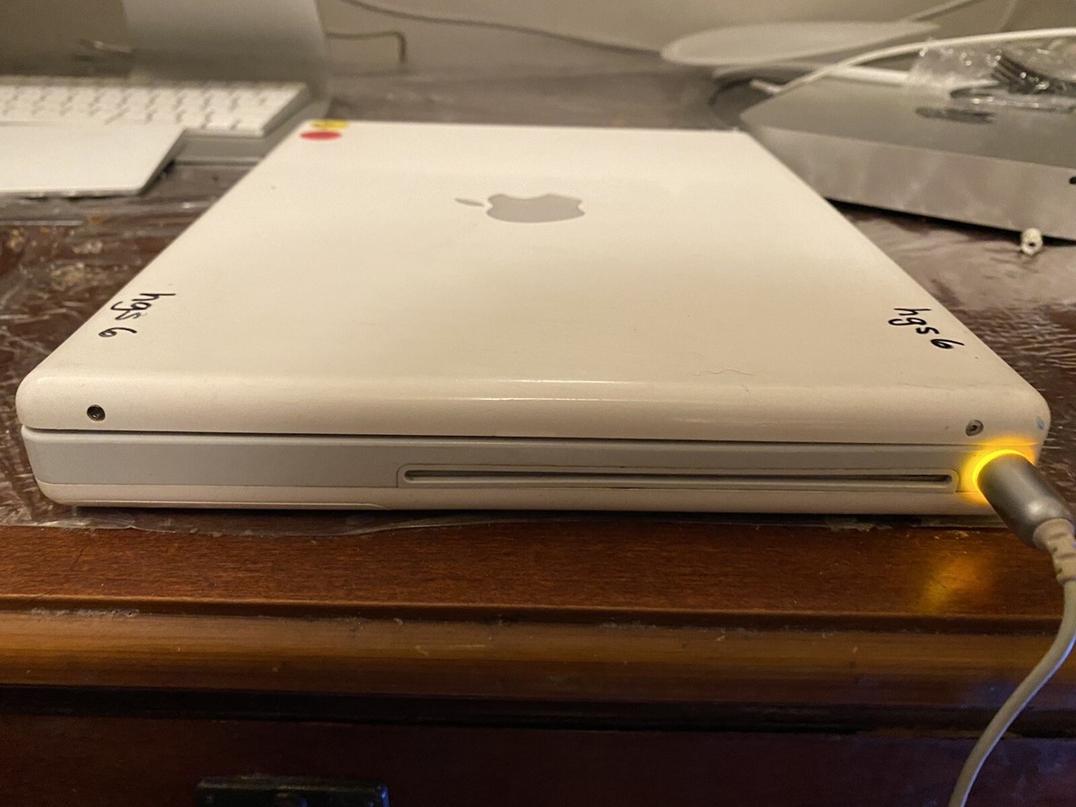 Apple iBook G4 12インチ 本体 A1133 2005 Apple iBook G4 12