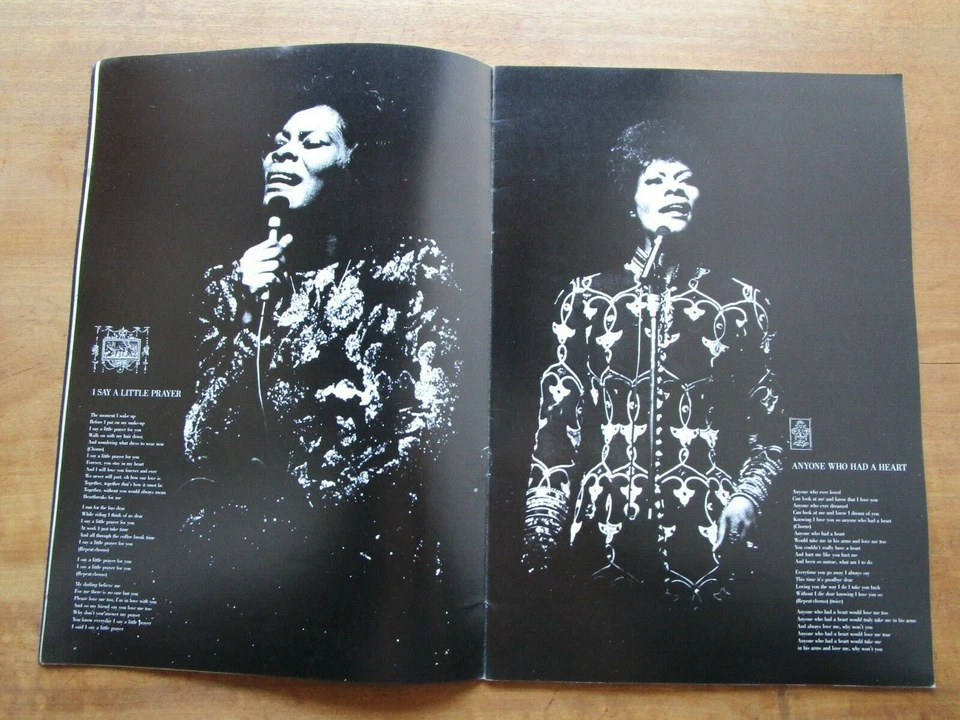"Dionne Warwicke" Tourbook Japan Tour 1974 Program Booklet - Image 4 of 4