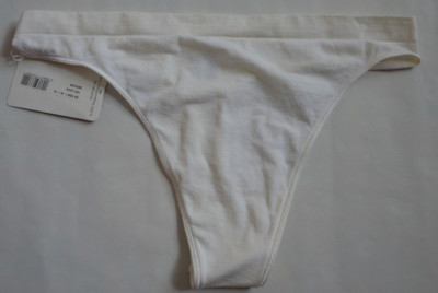 WOLFORD Opaque String Höschen white rohweiß Medium Bodyculture