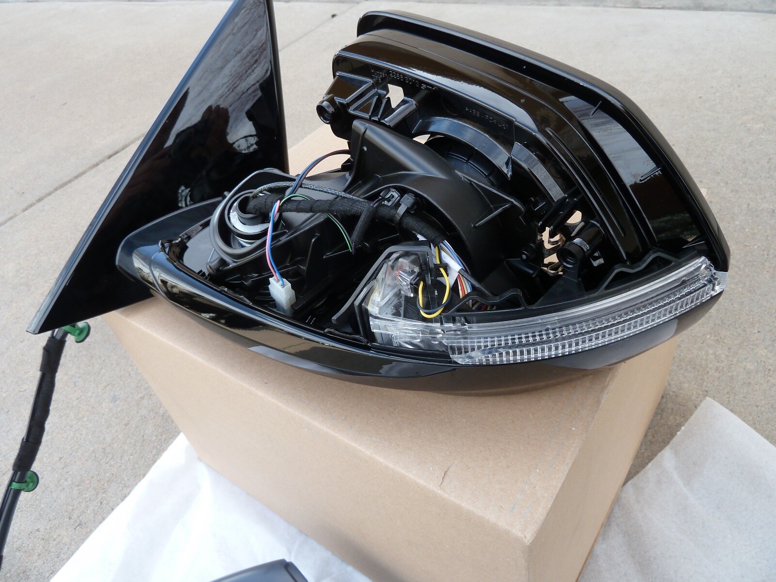 NEW Lamborghini Urus Left Driver Door Exterior Rear View Powered Mirror W Camera