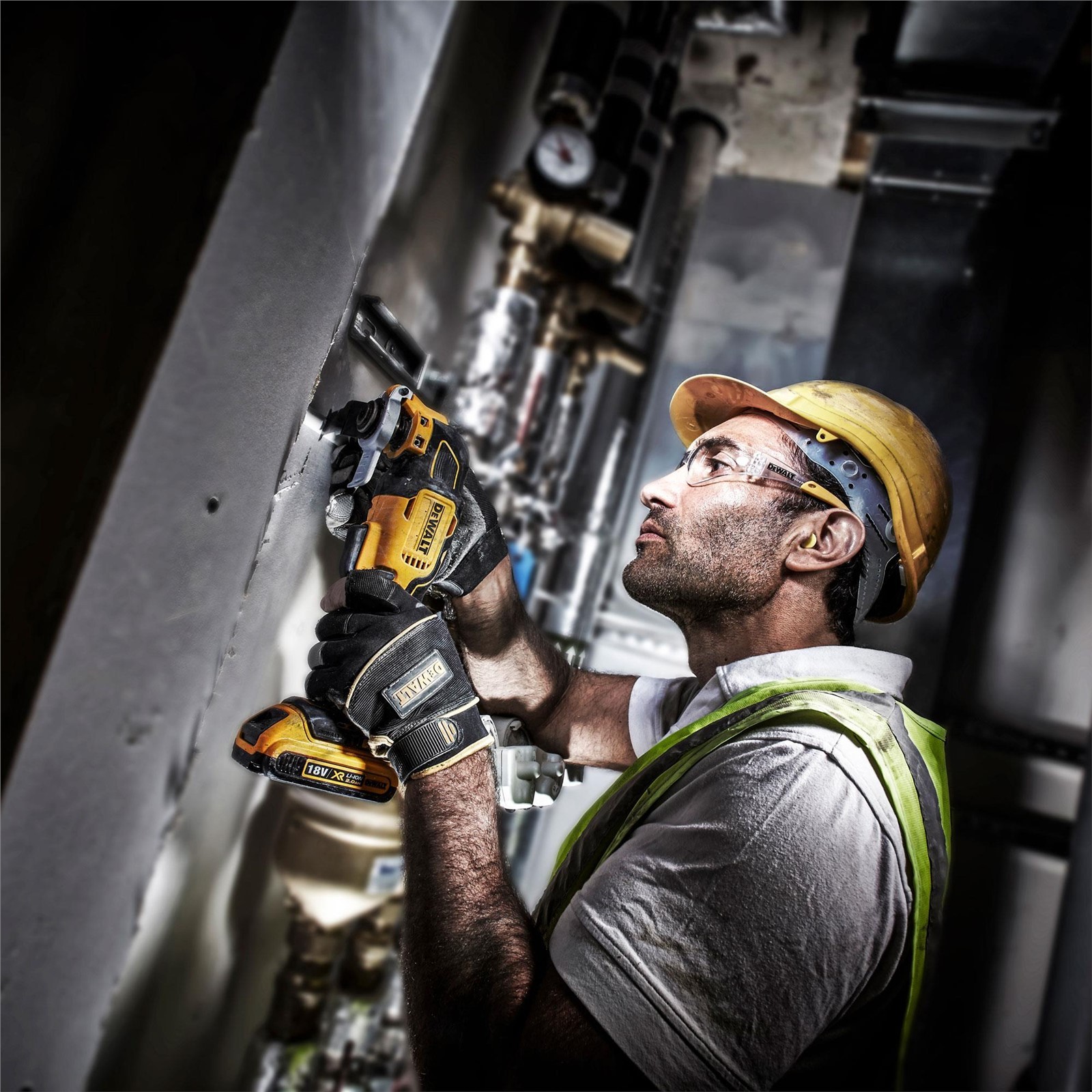 Dewalt DCS355N 18V XR 브러시리스 진동 멀티툴 + 액세서리 12개 + Tstak 5
