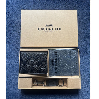 Coach New York Black Wallet Gift Set