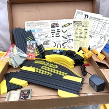 A-TEAM Slot Car Action Race Track Set w/Original Box TYCO 1983 - Vintage