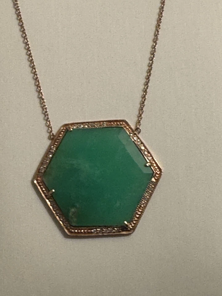 Collar de diamantes y crisoprasa de la colección Jen Foto 4 de 4