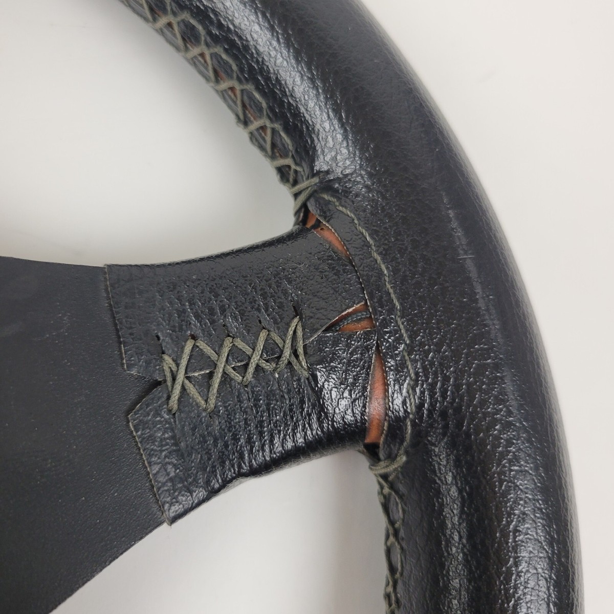 Formuling ステアリング VTG Formuling Black Leather Three-Spoke 12